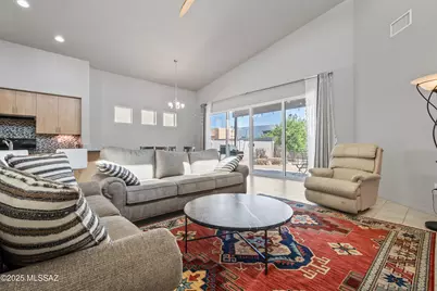 7526 E Chalkboard Court, Tucson, AZ 85715 - Photo 14