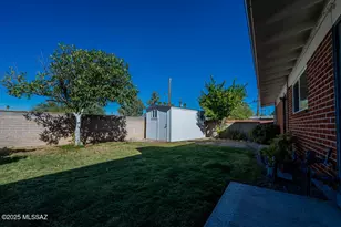 1610 S Camino Seco, Tucson, AZ 85710 - Photo 20