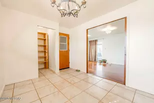 1610 S Camino Seco, Tucson, AZ 85710 - Photo 8
