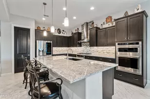 8295 N Lone Ranger Rd, Tucson, AZ 85743 - Photo 14