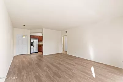5500 N Valley View Road #219, Tucson, AZ 85718 - Photo 2