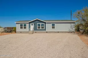 9415 S Vicki Dr, Tucson, AZ 85736 - Photo 2