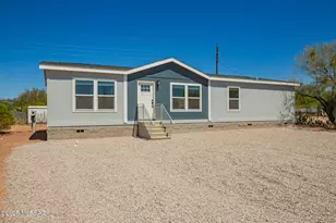 9415 S Vicki Dr, Tucson, AZ 85736 - Photo 1