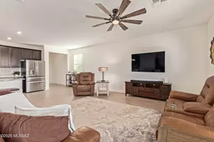 2177 W Desert Topaz Wy, Tucson, AZ 85742 - Photo 6