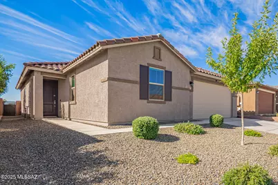 2177 W Desert Topaz Way, Tucson, AZ 85742 - Photo 2