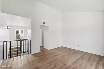 1620 N Wilmot Road #UNIT S333, Tucson, AZ 85712 - Photo 14