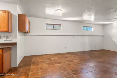 9147 N Ironwood Meadows Drive, Tucson, AZ 85742 - Photo 8