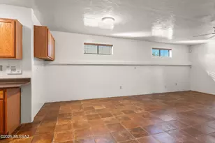 9147 N Ironwood Meadows Dr, Tucson, AZ 85742 - Photo 8