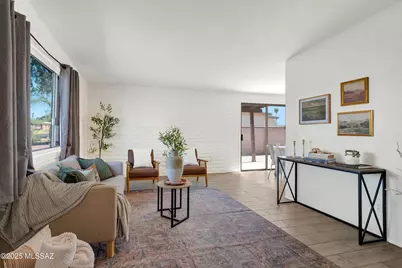 8190 E 20th Street, Tucson, AZ 85710 - Photo 2