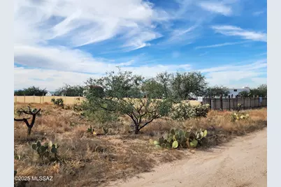 15246 Carlsburg Avenue #124-127, Tucson, AZ 85736 - Photo 14