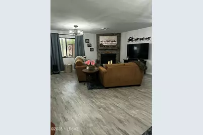 741 W Via De Suenos, Green Valley, AZ 85622 - Photo 2