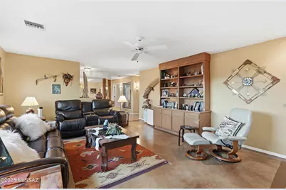 425 E Paseo Chuparosas, Green Valley, AZ 85614 - Photo 12