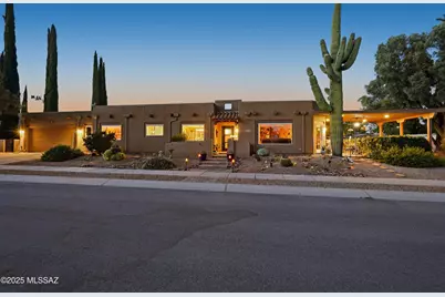 425 E Paseo Chuparosas, Green Valley, AZ 85614 - Photo 1