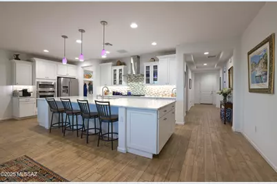 7809 W Buckeye Path, Marana, AZ 85658 - Photo 10