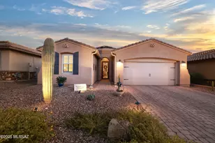 7809 W Buckeye Path, Marana, AZ 85658 - Photo 2
