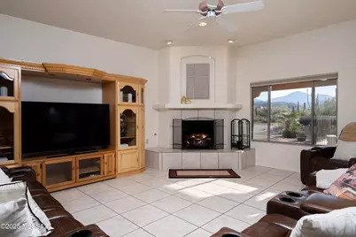 6700 W Calle De Mi Jazmin, Tucson, AZ 85743 - Photo 14
