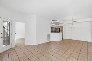 5565 N Sapphire Dr, Tucson, AZ 85750 - Photo 10