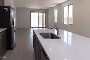 6077 E Campolina Trl, Tucson, AZ 85756 - Photo 8