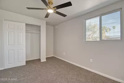 8349 E Balfour Place, Tucson, AZ 85710 - Photo 14