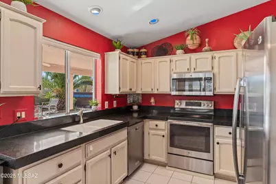 65621 E Desert Trail Drive, Tucson, AZ 85739 - Photo 4