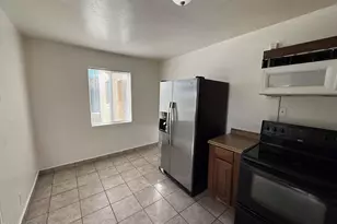 3865 N Tyndall Ave, Tucson, AZ 85719 - Photo 10