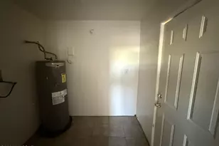 3865 N Tyndall Ave, Tucson, AZ 85719 - Photo 16