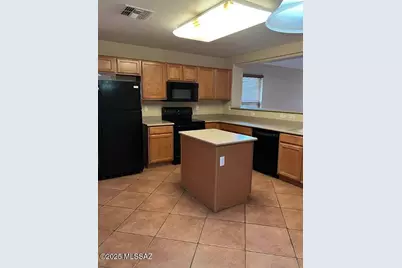 12500 N Cottonseed Lane, Marana, AZ 85653 - Photo 2