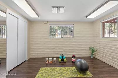 411 E Burrows Place, Tucson, AZ 85704 - Photo 20