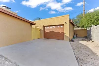 411 E Burrows Place, Tucson, AZ 85704 - Photo 38