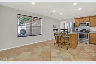 252 E Monterey Cypress Street, Sahuarita, AZ 85629 - Photo 2