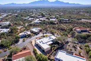 959 S Las Lomas Cir, Green Valley, AZ 85614 - Photo 48