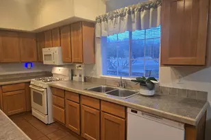 1040 E Miguel Ave, Benson, AZ 85602 - Photo 4
