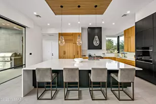 875 W Tortolita Mountain Circle, Oro Valley, AZ 85755 - Photo 4