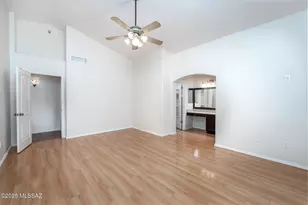 8869 N Willeta Dr, Tucson, AZ 85743 - Photo 16