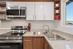 7901 E Winnepeg Dr, Tucson, AZ 85730 - Photo 4