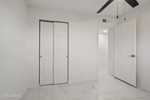 7901 E Winnepeg Dr, Tucson, AZ 85730 - Photo 14