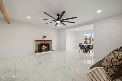 7901 E Winnepeg Drive, Tucson, AZ 85730 - Photo 6