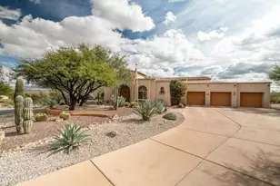 655 W Placita Quieta, Green Valley, AZ 85622 - Photo 2