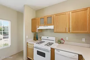 2925 N Adelaide Farms Pl, Tucson, AZ 85719 - Photo 6