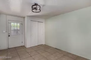 4032 E Dryden Ln, Tucson, AZ 85712 - Photo 10
