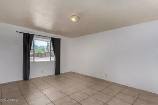 4032 E Dryden Ln, Tucson, AZ 85712 - Photo 8