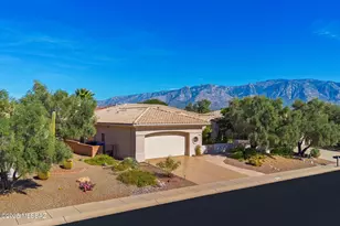 14686 N Lost Arrow Dr, Oro Valley, AZ 85755 - Photo 2