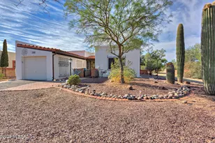 330 E Paseo Azul, Green Valley, AZ 85614 - Photo 2