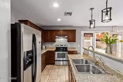 6939 S Blueeyes Drive, Tucson, AZ 85756 - Photo 10