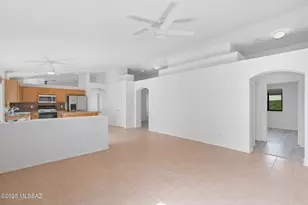 5852 W Mohave Bloom Dr, Tucson, AZ 85735 - Photo 8