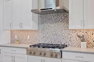 2673 E Homestead Ridge Ct, Sahuarita, AZ 85629 - Photo 10