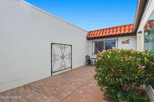 207 N Calle Del Diablo, Green Valley, AZ 85614 - Photo 4