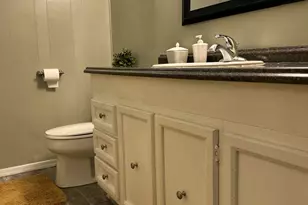 32 W Pinon Dr, Green Valley, AZ 85614 - Photo 16