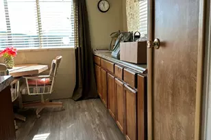 32 W Pinon Dr, Green Valley, AZ 85614 - Photo 8