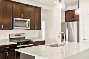 6933 W Sweetshade Ln, Tucson, AZ 85757 - Photo 4